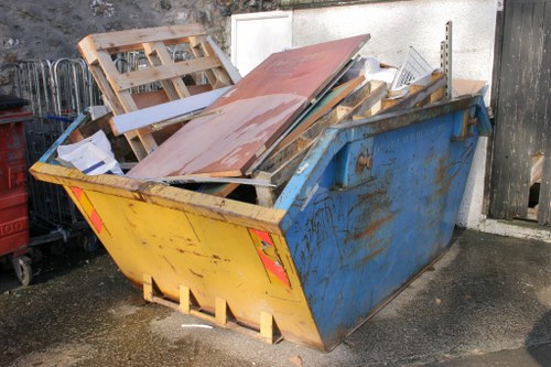 Professional garden clearance in Southfields